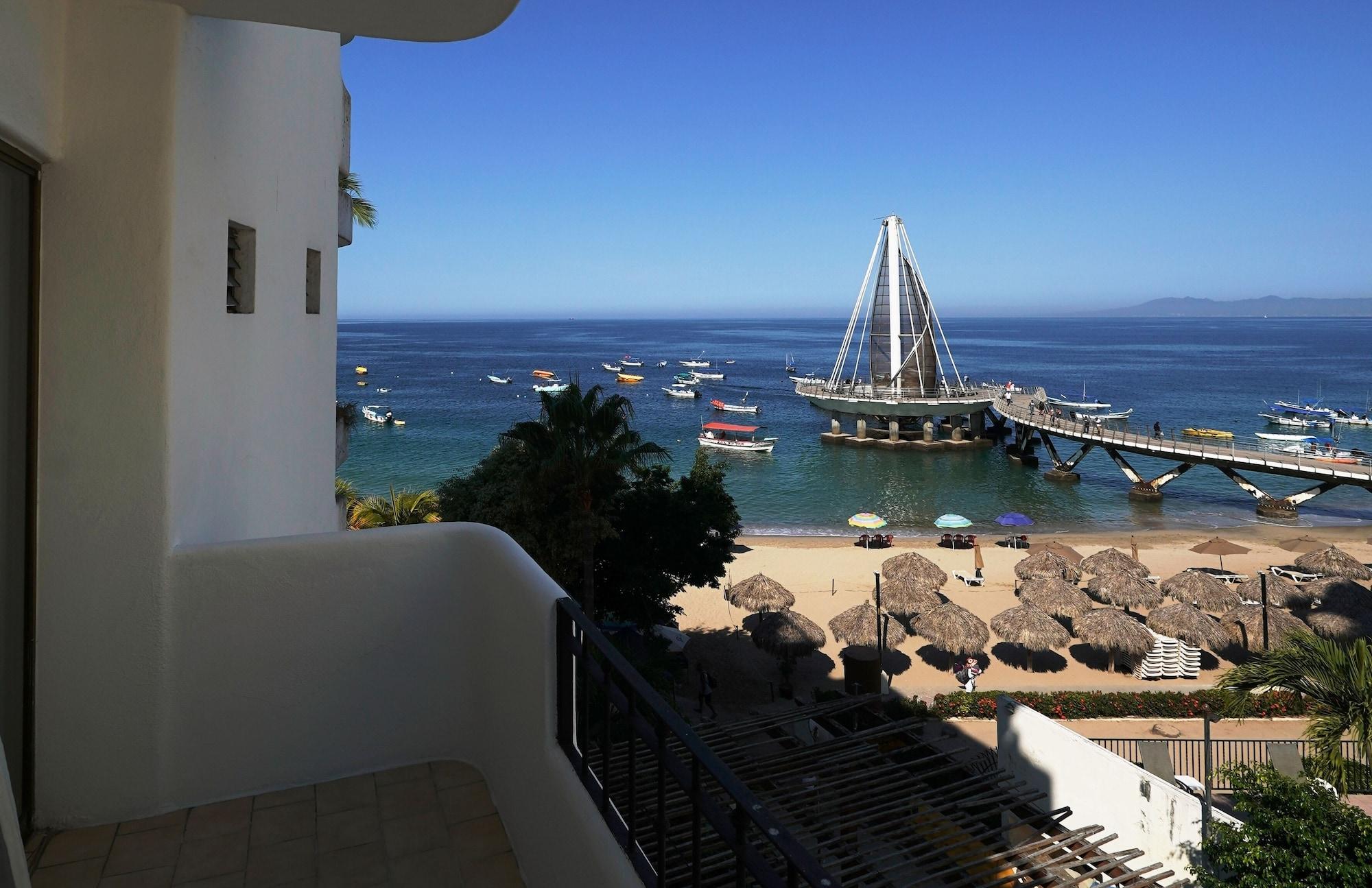 Emperador Vallarta Beachfront Hotel And Suites Πουέρτο Βαγιάρτα Εξωτερικό φωτογραφία
