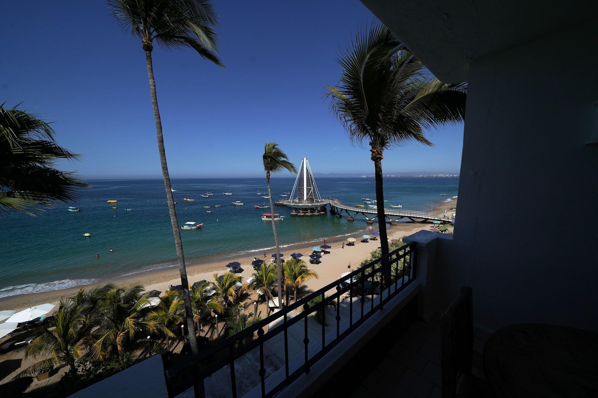 Emperador Vallarta Beachfront Hotel And Suites Πουέρτο Βαγιάρτα Εξωτερικό φωτογραφία