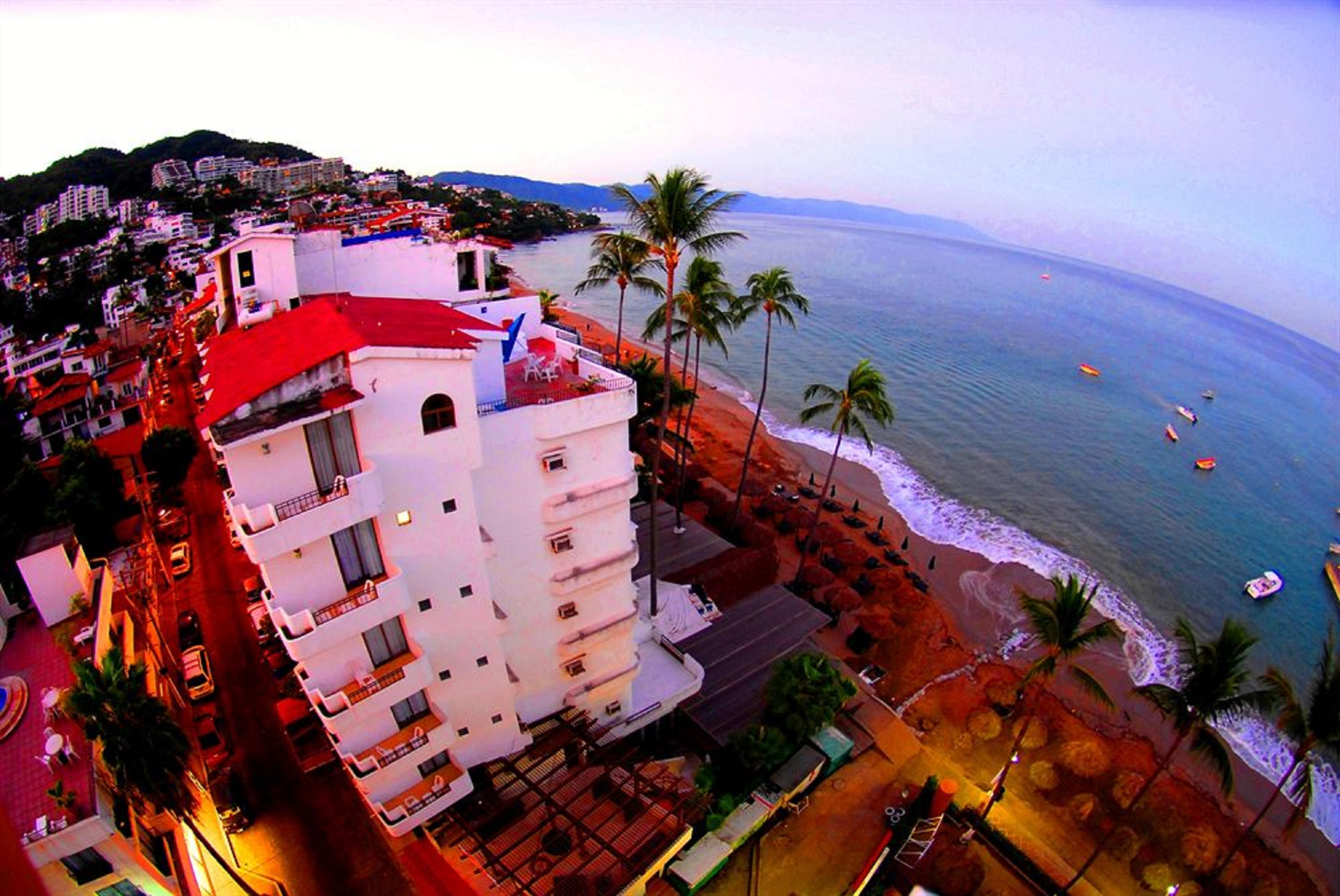 Emperador Vallarta Beachfront Hotel And Suites Πουέρτο Βαγιάρτα Εξωτερικό φωτογραφία